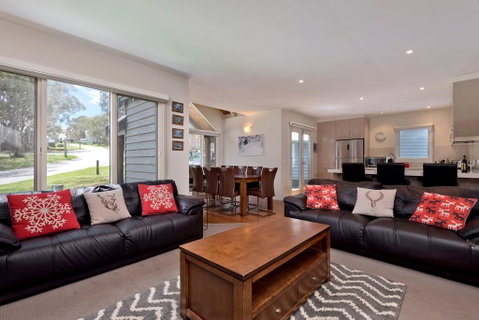 COME BY CHANCE, Dinner Plain - St Kilda Accommodation 1