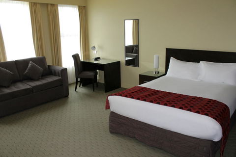 Comfort Inn & Suites City Views - St Kilda Accommodation 3