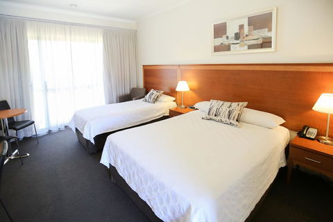 Comfort Inn Deakin Palms - St Kilda Accommodation 3