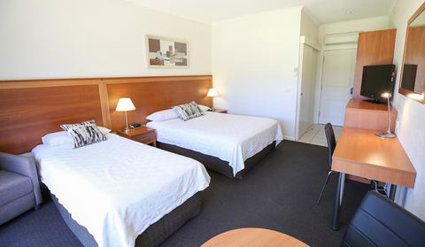 Comfort Inn Deakin Palms - St Kilda Accommodation 2
