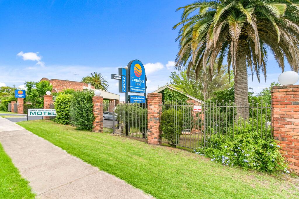 Macleod VIC St Kilda Accommodation