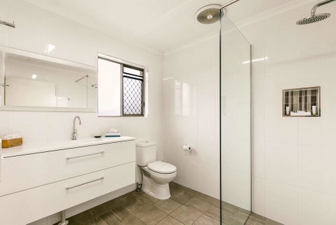 Comfort Inn On Main Hervey Bay - St Kilda Accommodation 2