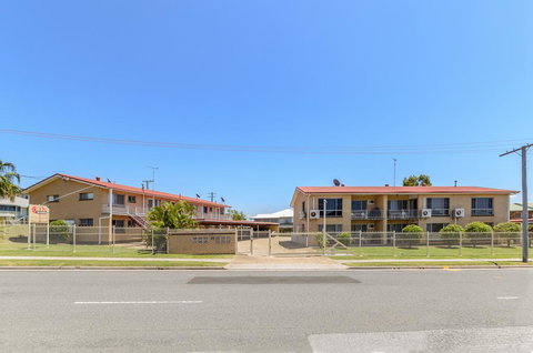 Como Apartments Gladstone - St Kilda Accommodation 1