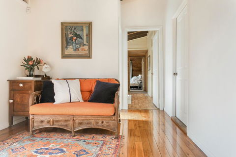 Cooee Cottage - St Kilda Accommodation 2