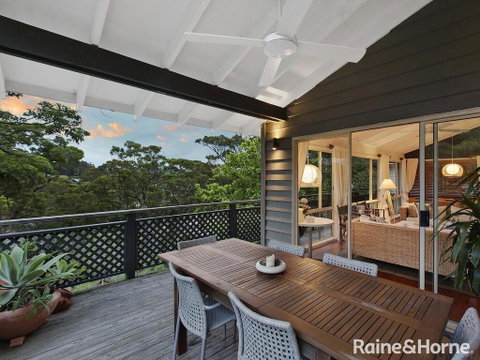 Copacabana Treehouse - 36 Oceano Street, Copacabana - St Kilda Accommodation 0