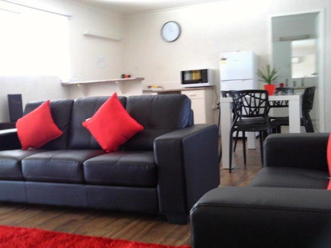 Coral Sands Motel - St Kilda Accommodation 1