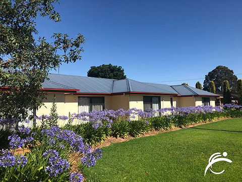 Coro Club Motel - St Kilda Accommodation 0