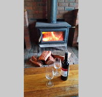 cosy cottage valley views - St Kilda Accommodation