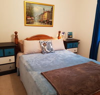 Cosy Quiet Bedroom Ferny Grove - St Kilda Accommodation