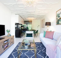 CROWN JEWEL - Hosted by L'Abode Accommodation - St Kilda Accommodation
