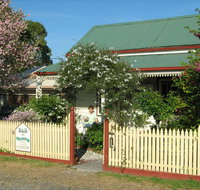 Cuddledoon Cottages Rutherglen - St Kilda Accommodation