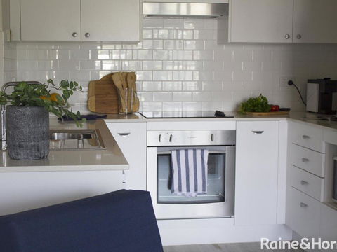 Cumbernauld #12 - 12/12 Terrigal Esp, Terrigal - St Kilda Accommodation 3