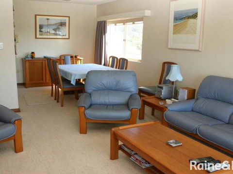 Cumbernauld #9 - 9/12 Terrigal Esp - St Kilda Accommodation 1