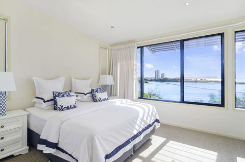 Currumbin Beachside Holiday Home - St Kilda Accommodation 1