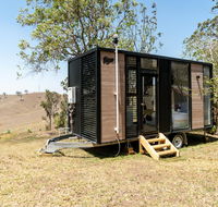 Dam It Getaway Tiny House - St Kilda Accommodation