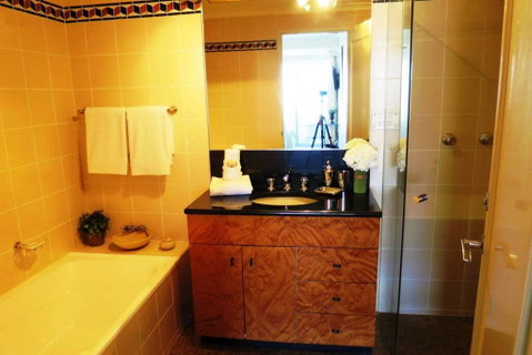Darling Harbour Escape - St Kilda Accommodation 3