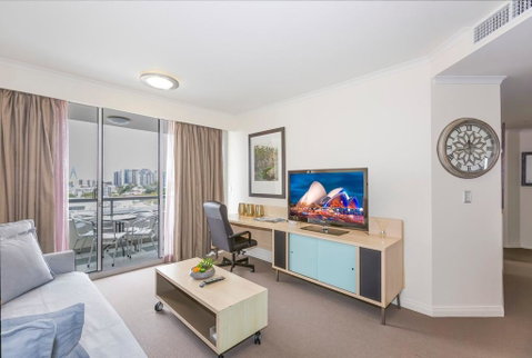 Darling Harbour Executive - St Kilda Accommodation 2