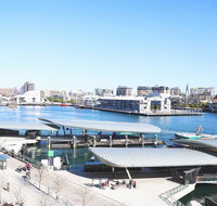 Darling harbour Waterview Luxury Apartment - St Kilda Accommodation