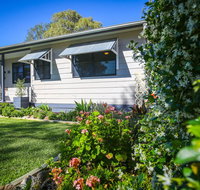 Dell-Lee Cottage - St Kilda Accommodation