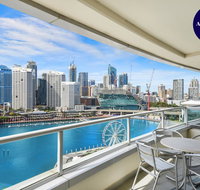 DREAM HARBOUR VIEW 2 BRM // GYM POOL and PARKING - St Kilda Accommodation