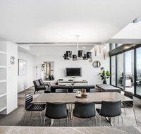 DreamHost at Dock 5 Sub-Penthouse - St Kilda Accommodation
