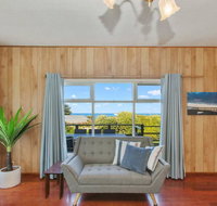 EIGHTY STEPS - walk to the ocean edge - St Kilda Accommodation