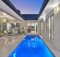 Escapades at Palm Cove - St Kilda Accommodation