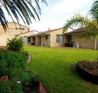 Esperance Beachfront Resort - St Kilda Accommodation
