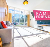 Evergreen on Franklin-Family Friendly - Wifi - Unique - St Kilda Accommodation