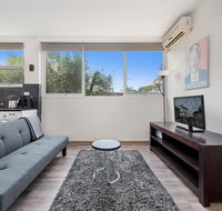 Explore Melbourne from a Convenient South Yarra Pad - St Kilda Accommodation