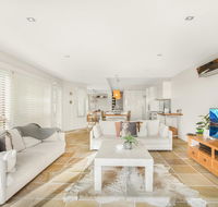 Family House With BBQ Deck Water View and Parking - St Kilda Accommodation