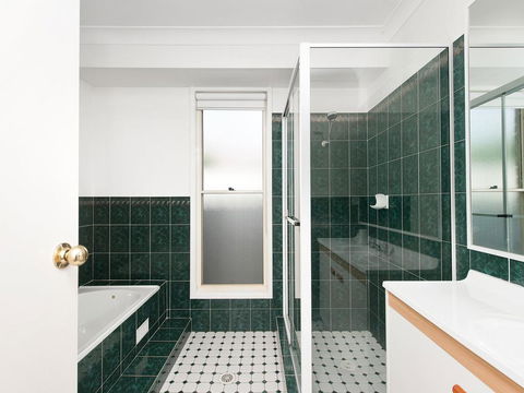 Fingal Waves @ Fingal Bay NSW - St Kilda Accommodation 3