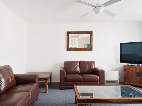 Fingal Waves @ Fingal Bay NSW - St Kilda Accommodation 2