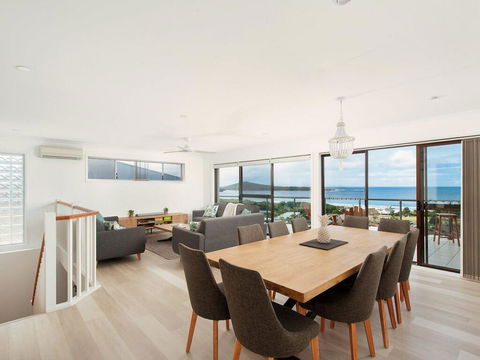 Forever Fingal At Fingal Bay - St Kilda Accommodation 1