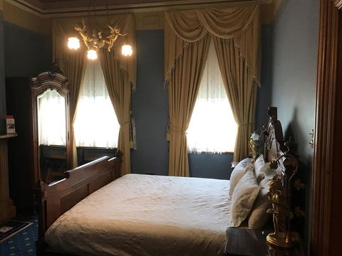 Freeman On Ford - St Kilda Accommodation 3