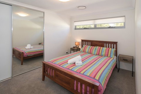 GALE HOUSE - St Kilda Accommodation 2
