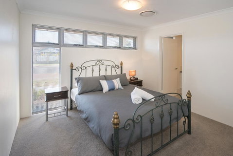 GALE HOUSE - St Kilda Accommodation 1