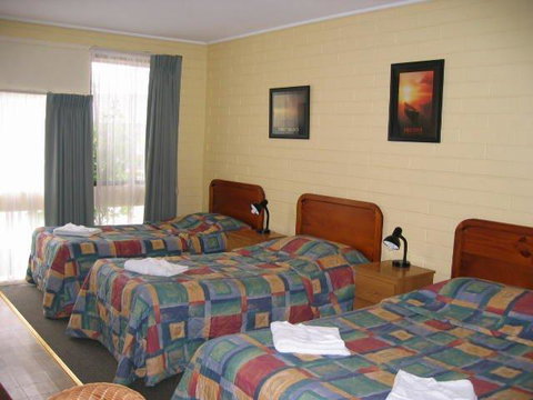 Gisborne Motel - St Kilda Accommodation 2