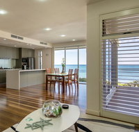 Glenelg Absolute Beachfront - One of Only Two Homes - St Kilda Accommodation