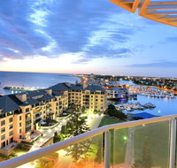 GLENELG Five Stars - St Kilda Accommodation