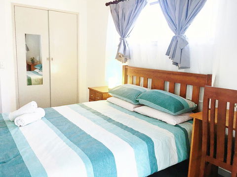 Gold Coast Holiday House - St Kilda Accommodation 0