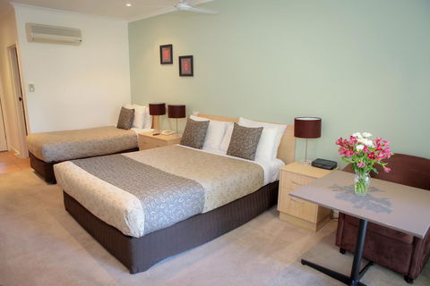 Golden Heritage Accommodation - St Kilda Accommodation 2