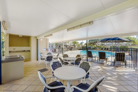 Golden Riviera Absolute Beachfront Resort - St Kilda Accommodation 1