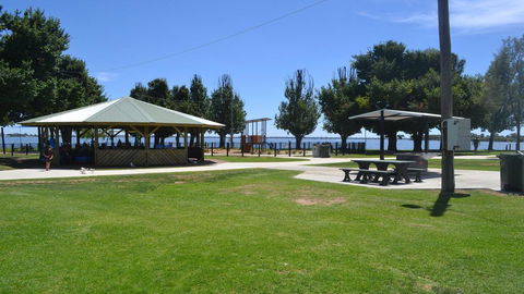 Grange Water View Yarrawonga - St Kilda Accommodation 2