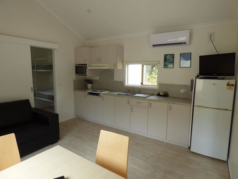 Grassy Head Holiday Park - St Kilda Accommodation 2