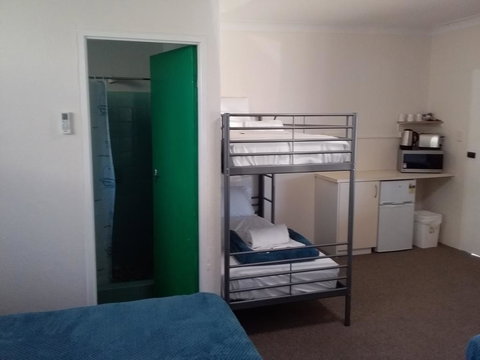 Green Door Motel - St Kilda Accommodation 1