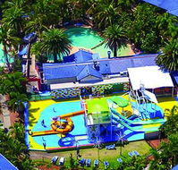 Ground Floor Family Apartment at Family Resort - St Kilda Accommodation
