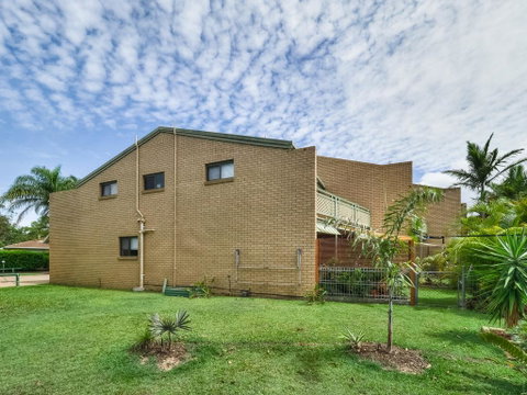 Harbour Court On The Bay - St Kilda Accommodation 1