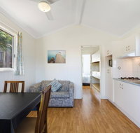 Harbour Lights Tourist Park - St Kilda Accommodation