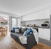 Heart of Windsor Apartment by Ready Set Host - St Kilda Accommodation